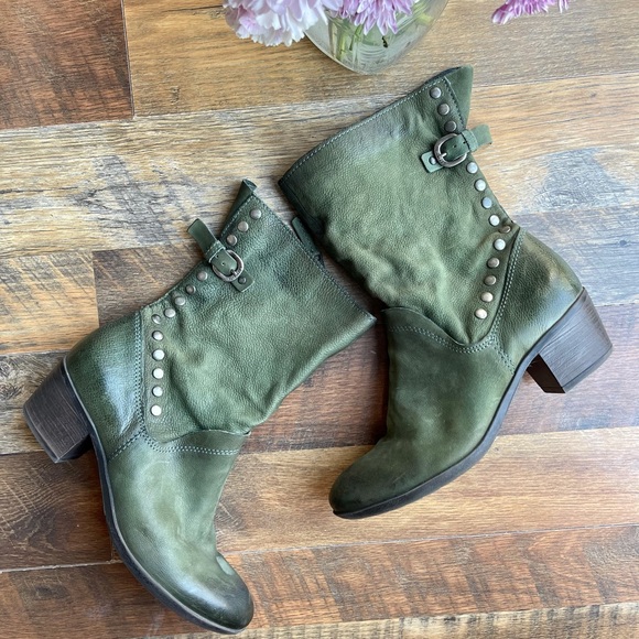 Anthropologie Shoes - RARE Anthropolgie x MJUS Olive Leather Boots